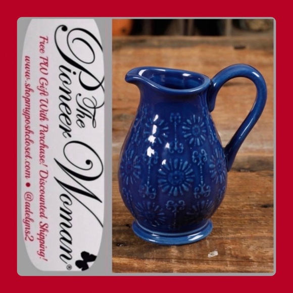 The Pioneer Woman Other - 🌺 RARE New The Pioneer Woman Mini Blue Pitcher